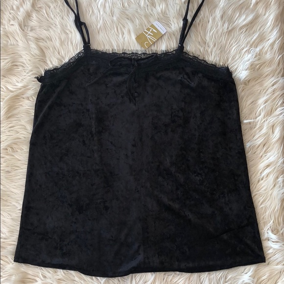 Suzanne Betro Tops - SOLD! Suzanne Betro NWT crushed velvet cami